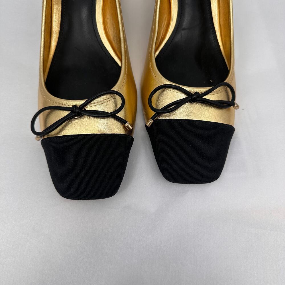 SCHUTZ New in Box Evereve Arissa Block Cap Toe Heel in Black & Gold / // 10 - Picture 5 of 10